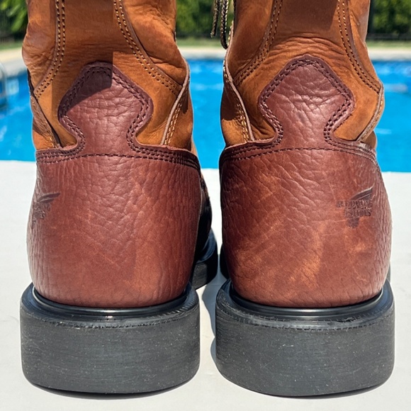 Red Wing 1102 Men's 8-Inch Work Boot Soft Toe, Electrical Hazard, Oil Res - 10D - Picture 4 of 16